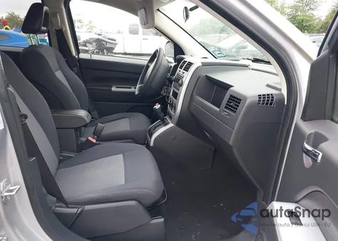 2008 Jeep Compass Sport from USA, damaged, VIN 1J8FT47W78D789487